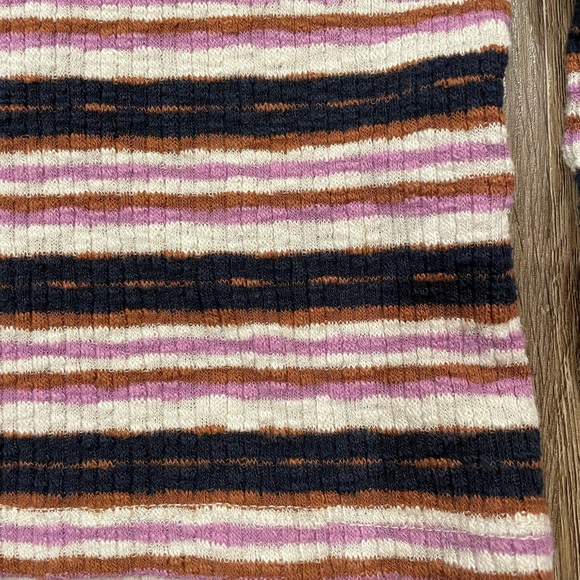 Madewell Top - Picture 7 of 8